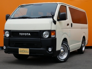 ハイエースバンキャンプ　車中泊　アウトドア　レジャー　内装架装