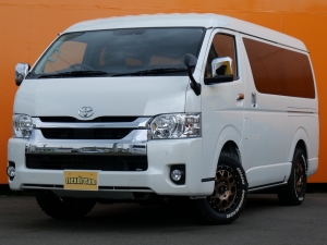 ハイエースワゴンキャンプ　車中泊　アウトドア　レジャー　内装架装
