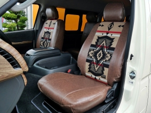 ハイエースワゴンキャンプ　車中泊　アウトドア　レジャー　内装架装