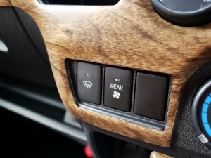 ハイエースバンDX　4WD　ディーゼル　丸目
