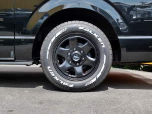 ハイエースバンディーゼル4WD　丸目カスタム　ネオクラシック