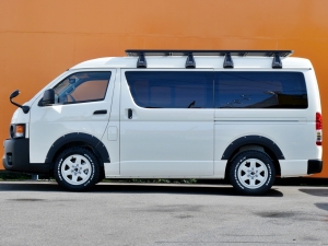 ハイエースワゴンアウトドア　キャンプ　車中泊　バンライフ　１BOX　ベッド　キャンピングカー