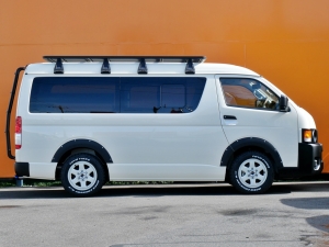 ハイエースワゴンアウトドア　キャンプ　車中泊　バンライフ　１BOX　ベッド　キャンピングカー