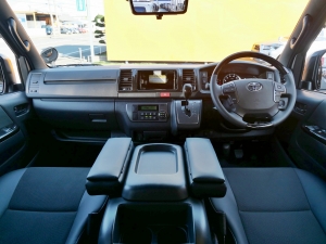 ハイエースバン一部改良後 安全装備追加 特別仕様車
