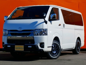 ハイエースバン新車一部改良後　ディーゼル四駆