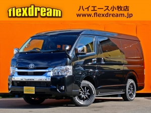 ハイエースＷアウトドア　キャンプ　車中泊　バンライフ　１BOX　ベッド　キャンピングカー
