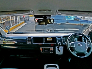 ハイエースワゴンアウトドア　キャンプ　車中泊　バンライフ　１BOX　ベッド　キャンピングカー