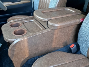 ハイエースバンアウトドア　キャンプ　車中泊　バンライフ　１BOX　ベッド　キャンピングカー
