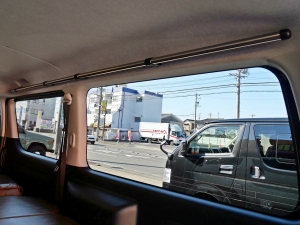 ハイエースバンアウトドア　キャンプ　車中泊　バンライフ　１BOX　ベッド　キャンピングカー