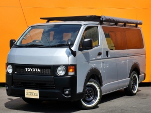 ハイエースバン丸目カスタム　　ネオクラシック