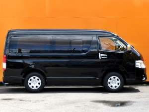 ハイエースワゴン新車コンプリート　ハイエースワゴン２ＷＤ