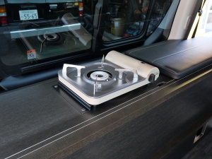 ハイエースバン新車アウトレットキャンプ　車中泊　アウトドア　レジャー　内装架装