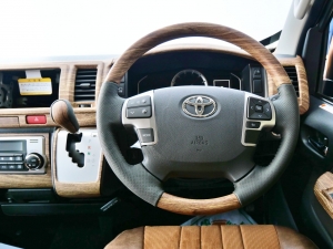 ハイエースバンディーゼル4WD　アウトドア　キャンプ　車中泊　バンライフ　１BOX　ベッド　キャンピングカー