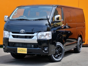 ハイエースバンディーゼル4WD　アウトドア　キャンプ　車中泊　バンライフ　１BOX　ベッド　キャンピングカー