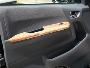 ハイエースバンキャンプ　車中泊　アウトドア　レジャー　内装架装