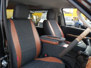 ハイエースバンキャンプ　車中泊　アウトドア　レジャー　内装架装