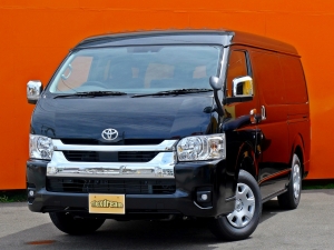 ハイエースワゴンキャンプ　車中泊　アウトドア　レジャー　内装架装