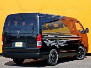 ハイエースワゴン１０人乗り　クラシックカスタム