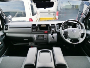ハイエースバン一部改良後 安全装備追加 特別仕様車