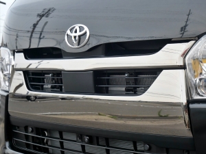 ハイエースバン車中泊　ディーゼル4WD　