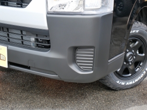 ハイエースバンDX　4WD　ディーゼル　丸目
