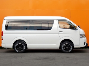 ハイエースワゴン１０人乗り　車中泊できる街乗り仕様車