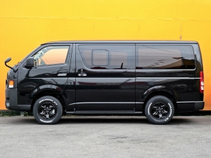 ハイエースバンDX　4WD　ディーゼル　丸目