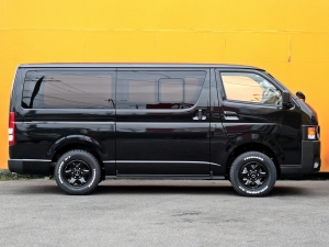 ハイエースバンDX　4WD　ディーゼル　丸目