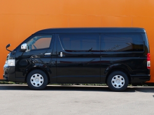 ハイエースワゴン新車コンプリート　ハイエースワゴン２ＷＤ