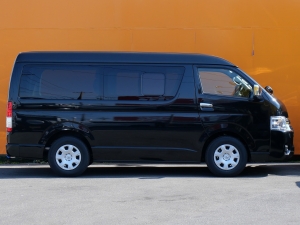 ハイエースワゴン新車コンプリート　ハイエースワゴン２ＷＤ