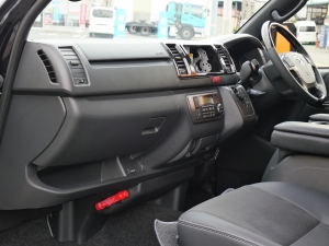 ハイエースバンディーゼル　４ＷＤ　アウトドア　車中泊