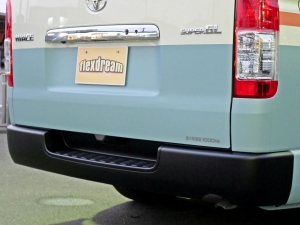 ハイエースバンディーゼル4WD　丸目カスタム　ネオクラシック