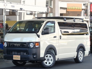 ハイエースＶディーゼル4WD　丸目カスタム　ネオクラシック