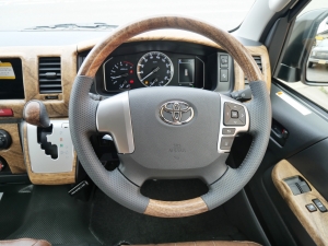 ハイエースバンDX　4WD　ディーゼル