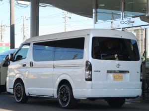 ハイエースワゴン１０人乗り　車中泊できる街乗り仕様車