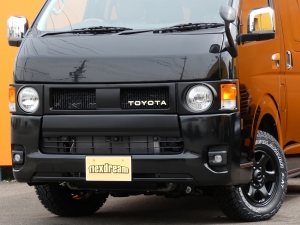 ハイエースバンディーゼル4WD　丸目クラシックカスタムスタイル