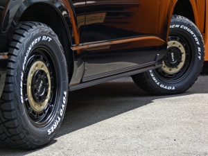 ハイエースバンディーゼル4WD　丸目換装FD-classicカスタム