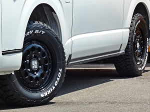 ハイエースバン新車　ハイエースバン　S-GL　ディーゼル四駆