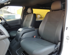ハイエースバン新車　ハイエースバン　S-GL　ディーゼル四駆