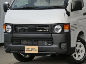 ハイエースバンDX　4WD　ディーゼル