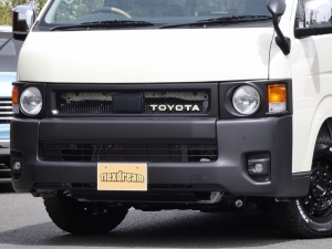 ハイエースＷ 新車コンプリート　ハイエースワゴン２ＷＤ
