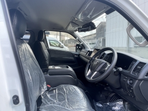 ハイエースワゴン１０人乗り　車中泊できる街乗り仕様車