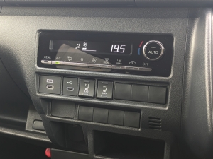ハイエースバン９型S-GLダークプライム2　ディーゼル車