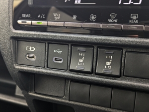 ハイエースバン９型S-GLダークプライム2　ディーゼル車