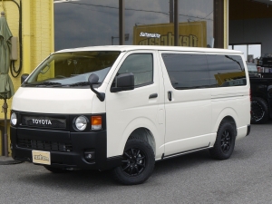 ハイエースバンディーゼル4WD　丸目カスタム　ネオクラシック