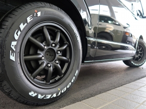 ハイエースバン特別仕様車ダークプライム2