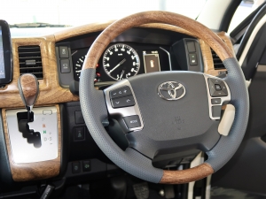 ハイエースバン安全装備追加 特別仕様車
