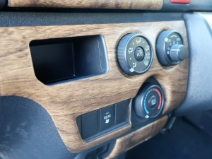 ハイエースバンDX　4WD　ディーゼル　丸目