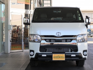 ハイエースバン安全装備追加 特別仕様車　ディーゼル4駆