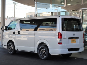 ハイエースバン安全装備追加 特別仕様車　ディーゼル4駆